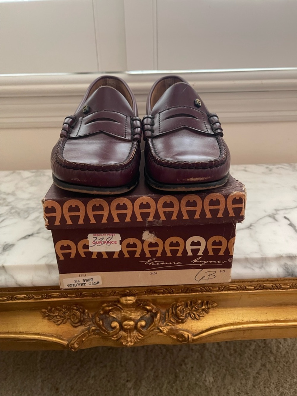 Vintage Women’s Burgundy Leather Penny Loafers Size 5.5 - Picture 3 of 12